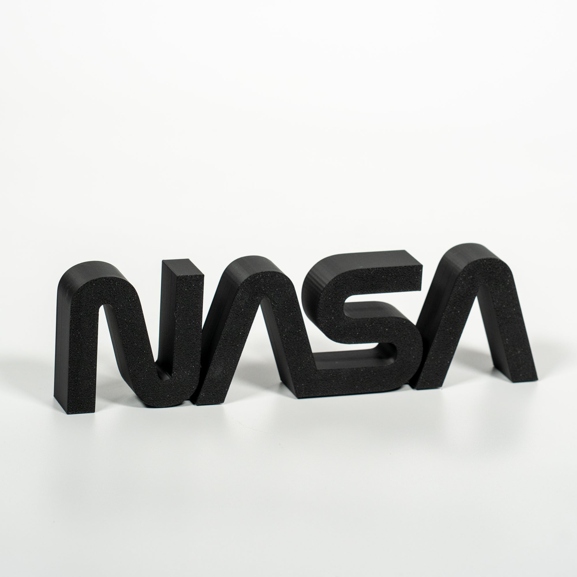 NASA 3Dロゴ - 20cm, NASAワームロゴ